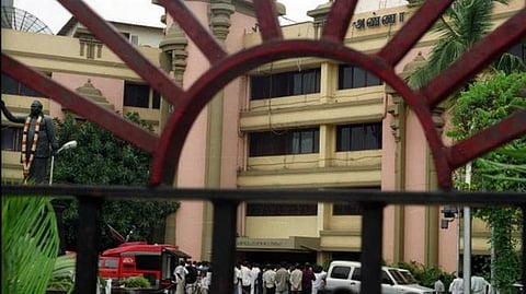 உள்ளாட்சித் தேர்தலில் போட்டியிட திமுகவினர் மனு அளிக்க நவ.27 வரை அவகாசம் நீட்டிப்பு