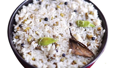 வீட்டில் மணக்கும் பிரசாதம்: கிச்சடி