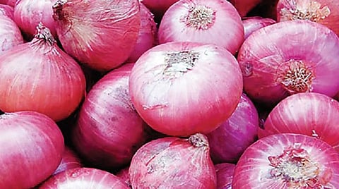 வெங்காயம் இறக்குமதி கூடுகிறது
