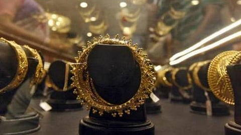 தங்கம் பவுனுக்கு ரூ.88 உயர்வு