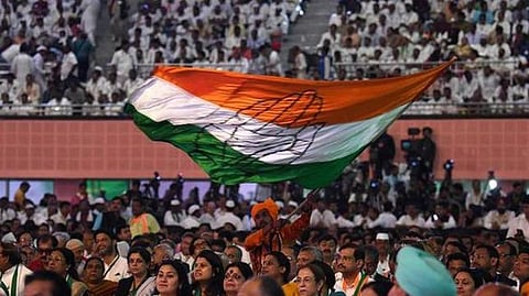 ரூ.170 கோடி ஹவாலா நிதி பெற்றதற்காக காங்கிரஸுக்கு வருமான வரி நோட்டீஸ்