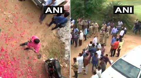 டிசிபி வாழ்க; ஏசிபி வாழ்க.. தெலங்கானா என்கவுன்ட்டர் நிகழ்விடத்தில் மலர் தூவி போலீஸாரைக் கொண்டாடிய பொதுமக்கள்; வைரலாகும் வீடியோ