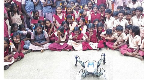 முகங்கள்: கிராமங்களை ஒளிரச் செய்வதே இலக்கு