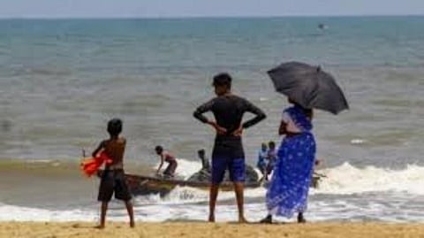 அடுத்த 24 மணிநேரத்தில் கடலோர மாவட்டங்களில் மழை வாய்ப்பு: வானிலை ஆய்வு மையம்