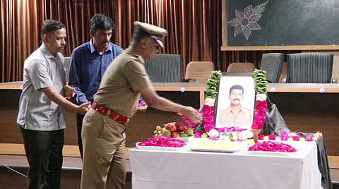 இன்ஸ்பெக்டர் பெரிய பாண்டியன் நினைவு தினம்: காவல் ஆணையர் அலுவலகத்தில் அஞ்சலி