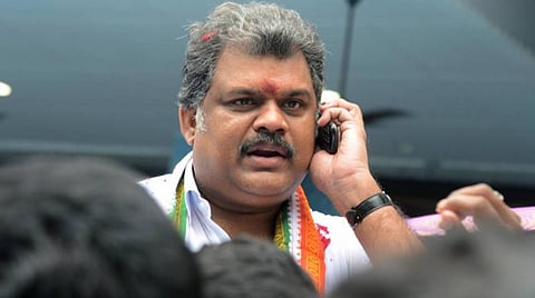 உள்ளாட்சி தேர்தலில் தனிச் சின்னம் கேட்டு தமாகா தொடர்ந்த வழக்கின் விசாரணை தள்ளிவைப்பு