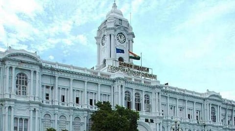 பேட்டரி வாகனங்களில் குப்பைகளை சேகரிக்க ரூ.1 கோடியில் 13,000 குப்பை தொட்டிகள்: சென்னை மாநகராட்சி வாங்குகிறது