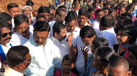 பாதிக்கப்பட்டவர்களின் குடும்பத்தினருக்கு திருமாவளவன் ஆறுதல்