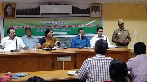 கூட்டுறவு வங்கிகளில் காப்பீடு செய்த 4537 விவசாயிகளுக்கு இம்மாத இறுதிக்குள் ரூ.1.41 கோடி இழப்பீடு: நெல்லை விவசாயிகள் குறைதீர் கூட்டத்தில் உறுதி