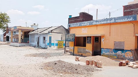 விருதுநகர் அருகே கட்சிகளால் பகை ஏற்படுவதை தடுக்க கொடி, தேர்தல் விளம்பரம் இல்லாத வினோத கிராமம்