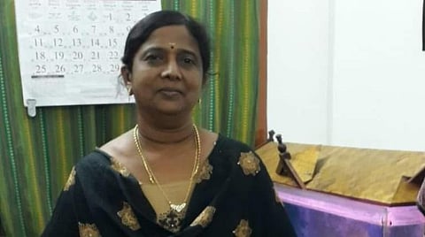 110 பேரை மழைநீர் சேகரிப்பு தொட்டி அமைக்க வைத்த மதுரை பெண்: வீடு, வீடாக சர்வே செய்து விழிப்புணர்வும் செய்கிறார்