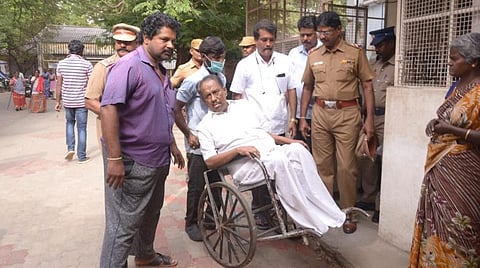 சர்ச்சைப்பேச்சு; நெல்லை கண்ணன் 15 நாள் சிறையில் அடைப்பு: ஜாமீன் மனு நாளை விசாரணை