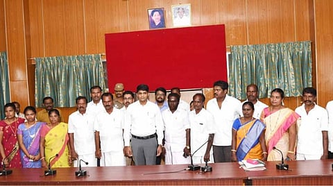 தூத்துக்குடியில் ஒரே நாளில் 3,519 ஊரக உள்ளாட்சி பிரதிநிதிகள் பதவியேற்பு: தலைவர், துணைத் தலைவர் பதவிகளுக்கு ஜன.11-ல் மறைமுக தேர்தல்
