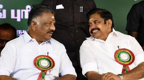 உள்ளாட்சித் தேர்தல் முடிவு: அமைச்சர்கள், மாவட்டச் செயலாளர்களுடன் ஓபிஎஸ், ஈபிஎஸ் ஆலோசனை