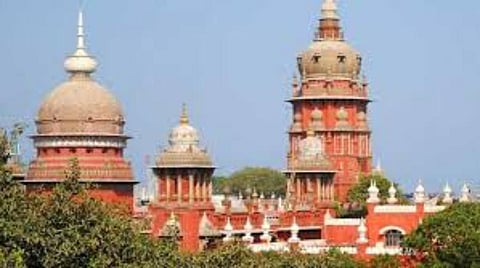 நீதிமன்ற அவமதிப்பு வழக்கு: தருமபுரி ஆட்சியர் நேரில் ஆஜராக உயர் நீதிமன்றம் உத்தரவு