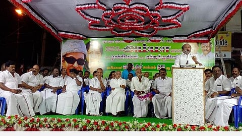 திமுக - காங்கிரஸ் கூட்டணி மதப் பிரச்சினையை தூண்டி விடுகிறது: ராஜன் செல்லப்பா பேச்சு