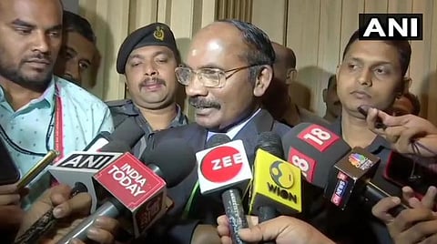 இஸ்ரோ தலைவர் கே.சிவன் நிருபர்களுக்கு பேட்டி அளித்த காட்சி : படம் எஎன்ஐ