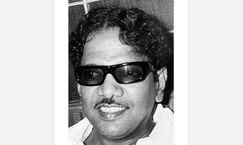 ஊர்வலத்துக்கு முன்அனுமதி பெறவில்லை: கருணாநிதி