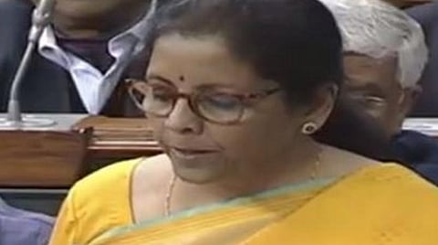 பட்ஜெட்டைத் தாக்கல் செய்து பேசும் மத்திய நிதியமைச்சர் நிர்மலா சீதாராமன்.