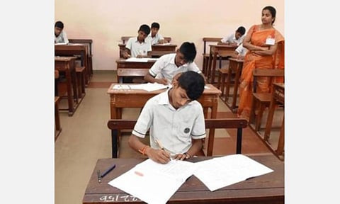எட்டாம் வகுப்பு தேர்வு: தனித்தேர்வர்கள் தத்காலில் பிப்.10 முதல் விண்ணப்பிக்கலாம்