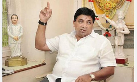 கடன் வாங்கி வட்டி செலுத்தினால் தமிழக நிதி நிலைமை எப்படி மேம்படும்?- திமுக எம்எல்ஏ பழனிவேல் தியாகராஜன் கேள்வி
