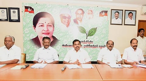 தேர்தல் பணி: அதிமுக நிர்வாகிகளுடன் ஓபிஎஸ் -இபிஎஸ் ஆலோசனை