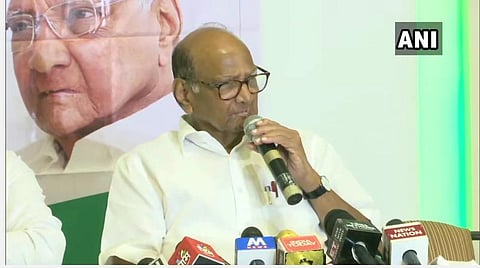 குடியுரிமைச் சட்டம்; உத்தவ் தாக்கரே கூறியது தனிப்பட்ட கருத்து: சரத் பவார் விளக்கம்