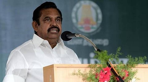 சட்டப்பேரவையில் இருந்து நேற்று வெளிநடப்பு செய்த காங்கிரஸ் எம்எல்ஏக்கள், மனிதநேய ஜனநாயகக் கட்சி எம்எல்ஏ தமிமுன் அன்சாரி, இந்திய யூனியன் முஸ்லிம் லீக் எம்எல்ஏ முகம்மது அபுபக்கர். படம்: க.பரத்