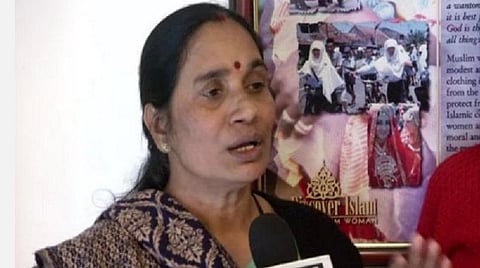 வினய் நலமாக இருக்கிறார்; அவருடைய வழக்கறிஞருக்குத் தான் ஓய்வு தேவை: நிர்பயா தாயார் சாடல்