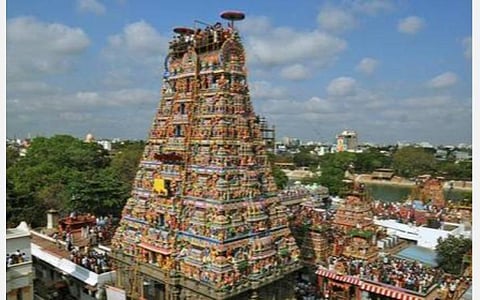 மயிலை கபாலீஸ்வரர் கோயிலில் ஆடை கட்டுப்பாடு: பாரம்பரிய உடை மட்டுமே அணிய அறிவுறுத்தல்