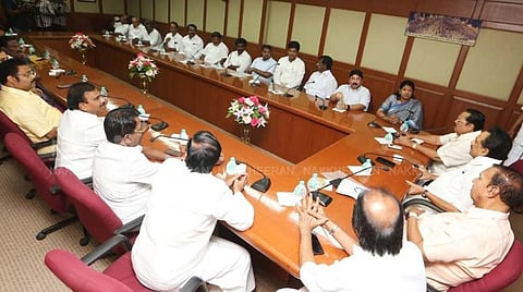நாளை நடக்கவிருந்த எம்.பி.க்கள் கூட்டம் ரத்து: திமுக தலைமை அறிவிப்பு