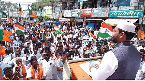 'சிஏஏ-வால் இஸ்லாமியருக்கு ஆபத்து என்று நிரூபித்தால் ரூ.10 லட்சம் தருகிறேன்': விருதுநகரில் பாஜக சார்பில் நடந்த பேரணியில் ஏகத்துவ ஜமாஅத் மாநிலத் தலைவர் பேச்சு