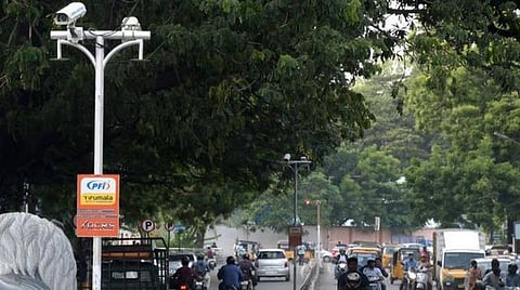சென்னையில் சிசிடிவி கேமராக்களை முழு அளவில் பராமரிக்க வேண்டும்: காவல்துறை அதிகாரிகளுக்கு ஆணையர் உத்தரவு
