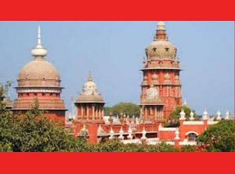 திருப்பூர் போலீஸாருக்கு உத்தரவு; தமிழகம் முழுதும் அமல்படுத்த முயற்சி: வழக்கறிஞர்கள் முறையீட்டை அடுத்து நாளை உயர் நீதிமன்றத்தில் மீண்டும் விசாரணை