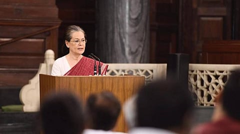 கரோனா வைரஸ்: விரைந்து செயல்பட காங்கிரஸ் ஆளும் மாநில அரசுகளுக்கு சோனியா காந்தி வலியுறுத்தல்