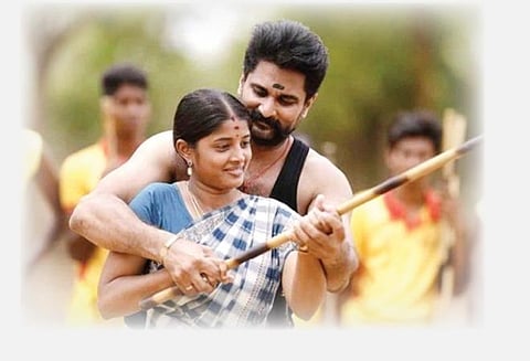 திரை வெளிச்சம்: குழப்பங்களின் பிடியில்..!