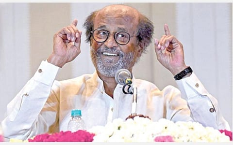 மக்களிடம் எழுச்சி ஏற்படுவதாக நம்பிக்கை; கட்சி தொடக்கம் குறித்து ஒரு வாரத்தில் ரஜினி முடிவு: முதல் பொதுக்கூட்டத்தை எங்கு நடத்தலாம் என தீவிர ஆலோசனை