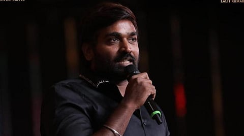 கடவுளுக்கும் மனிதனுக்கும் இடையே மதம் அவசியமில்லாதது: விஜய் சேதுபதி