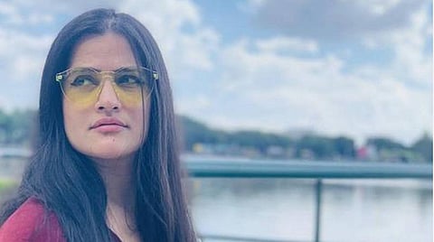 கரோனா பரிசோதனையைத் தவிர்த்த கனிகா கபூர்: சக பாடகி சோனா மோஹபத்ரா கடும் சாடல்