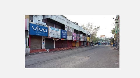 மக்கள் ஊரடங்கு விருதுநகர் மாவட்டத்தில் பேருந்து, ரயில் போக்குவரத்து நிறுத்தம்: 11 ஆயிரம் கடைகள் அடைப்பு