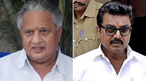 விசுவின் நினைவுகள் வீடியோ; கருப்பு உடையணிந்து மெழுகுவர்த்தி ஏந்தி அஞ்சலி: சரத்குமார் யோசனை
