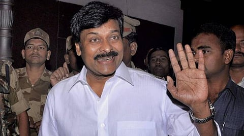 தெலுங்குத் திரையுலகப் பணியாளர்களுக்கு சிரஞ்சீவி 1 கோடி ரூபாய் நிதியுதவி