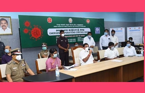 காய்கறி, மளிகைக் கடைகள், பெட்ரோல் பங்குகளுக்கு நேரக்கட்டுப்பாடு: முதல்வர் உத்தரவு