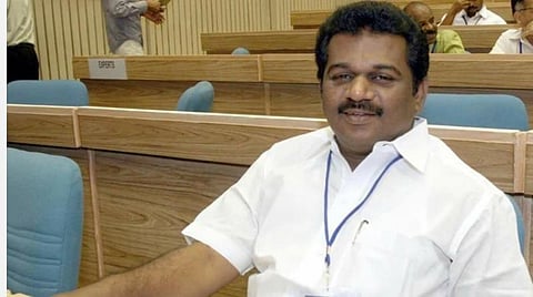 கரோனா: முன்னாள் அமைச்சர் கேட்ட பிறந்த நாள் பரிசு!