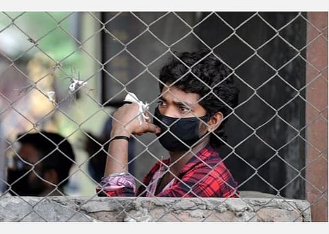 கரோனாவை முழுமையாக கட்டுப்படுத்த 49 நாட்கள் லாக்-டவுன் தேவை: கேம்பிரிட்ஜ் ஆய்வாளர்கள் தகவல்