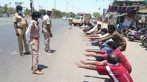 ஊரடங்கை மீறியதாக தமிழகம் முழுவதும் 1.35 லட்சம் பேர் கைது; 1 லட்சம் வாகனங்கள் பறிமுதல்