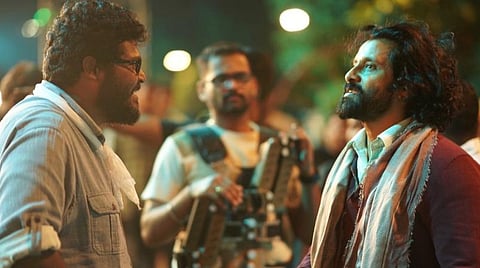 18 மணிநேர சண்டைக் காட்சி; விக்ரம் எடுத்துள்ள ரிஸ்க்: 'கோப்ரா' படக்குழுவினர் பகிர்வு