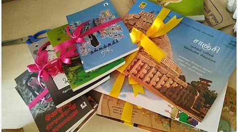 கரோனா வார்டில் இருப்பவர்கள் வாசிக்கப் புத்தகங்கள்: இலவசமாக வழங்கிய காலச்சுவடு பதிப்பகம்