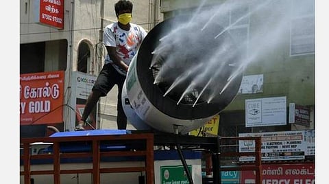 கரோனா உறுதி பரிசோதனைக்காக மருத்துவமனையில் அனுமதிக்கப்பட்ட சென்னை போலீஸ்