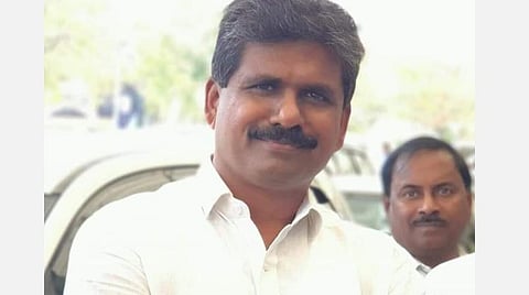 கரோனாவால் பலியானோரை நல்லடக்கம் செய்ய ஒரு ஏக்கர் நிலம்: மதிமுக மாநில இளைஞரணிச் செயலாளர் வே.ஈஸ்வரன் அறிவிப்பு